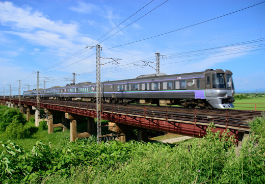 536828 (a): :1920x1330